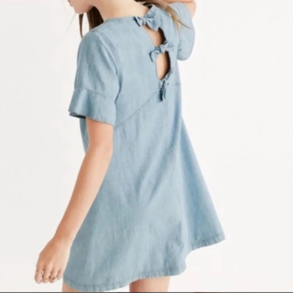 Madewell Blue Chambray Peekaboo Short Bell Sleeve Dress small size